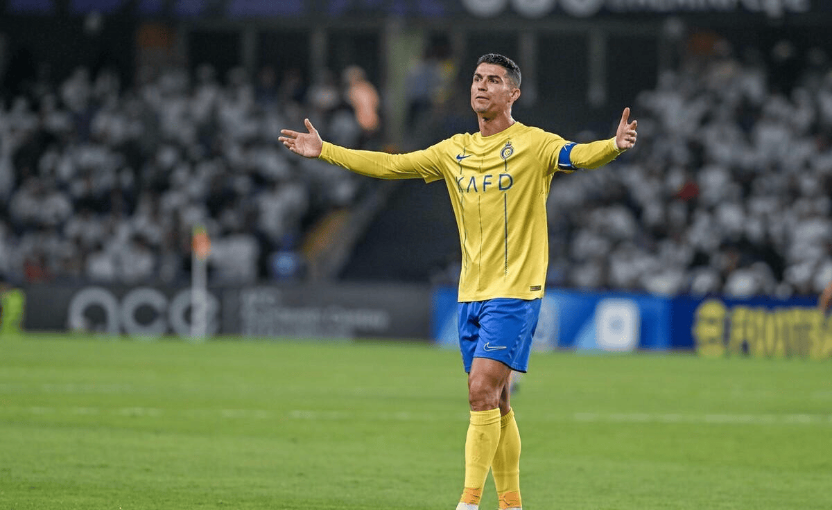 利物浦翻盘国际米兰，C罗点燃赛场