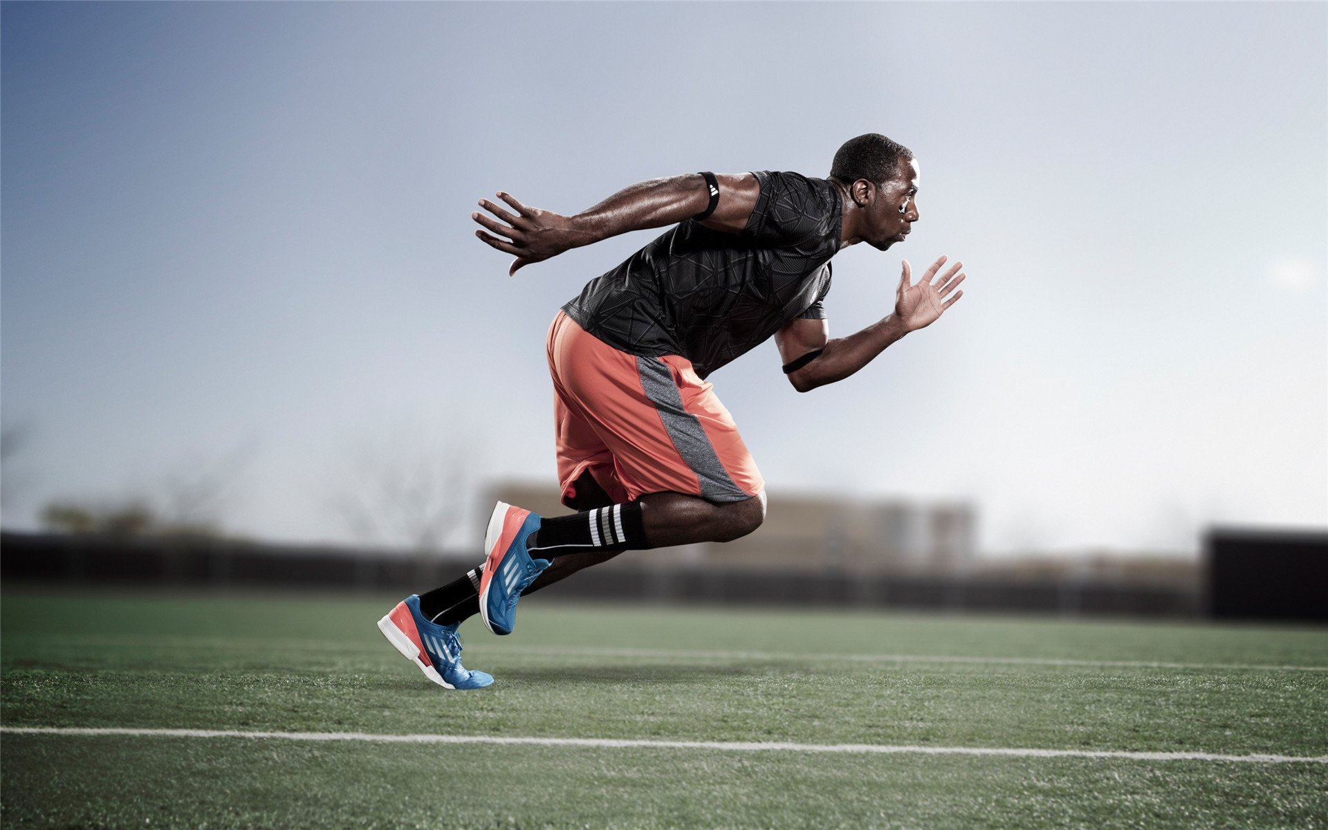 西甲国家德比之夜,奥亚尔萨瓦尔关键节点连续得分改写战局