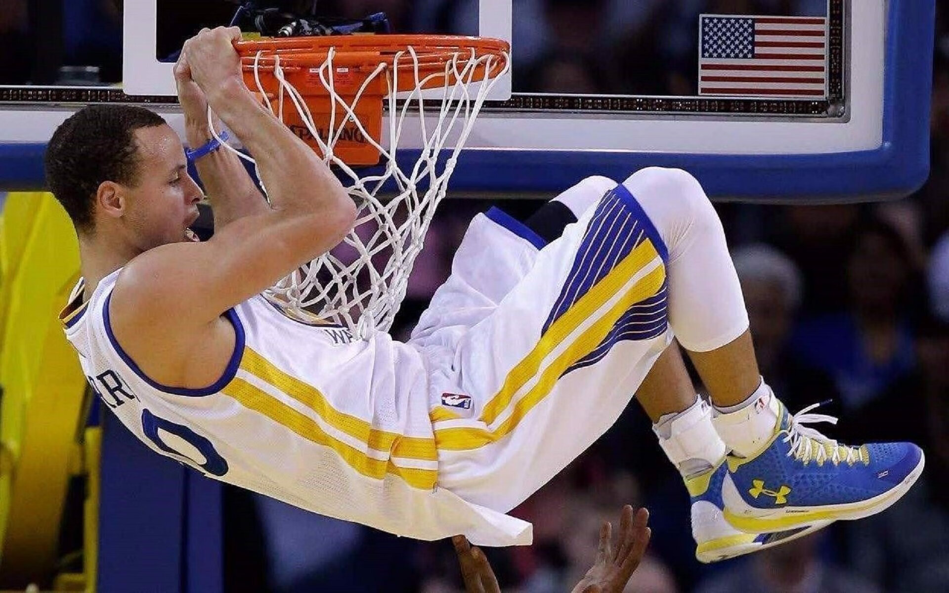 奥运周期·焦点战，加纳旋风击穿皇马防线，一场改写王朝剧本的非典型胜利